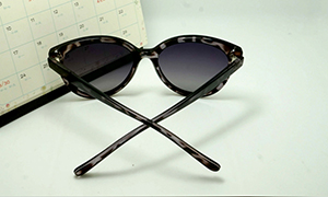 Women eyewear