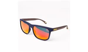 Men lifestyle sunglasses